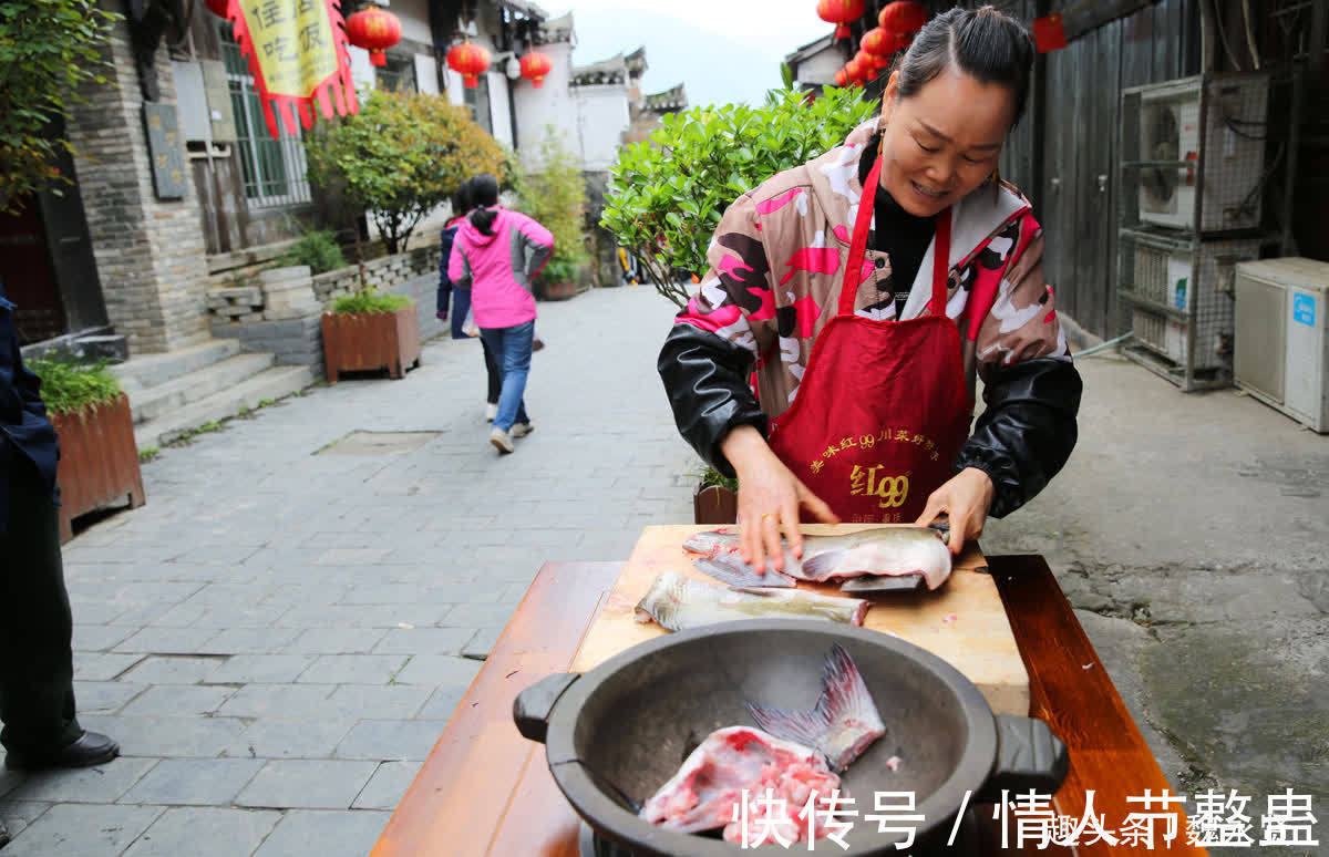 老街|石泉后柳古镇：坐大游船划小木船游汉江，走进老街吃腊肉吃鱼