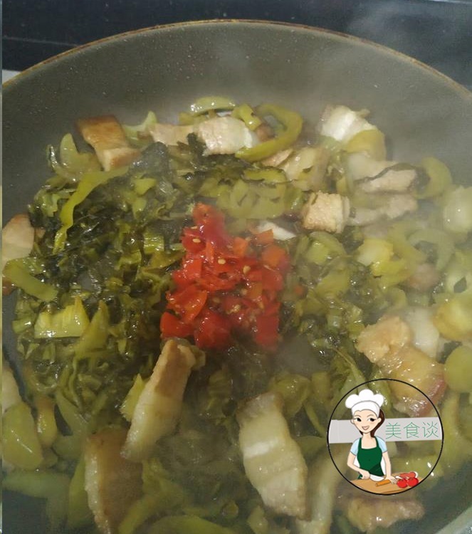 小米辣|五花肉和此菜真是绝配,过年就好这口,炒了一盘,上桌三两下光盘