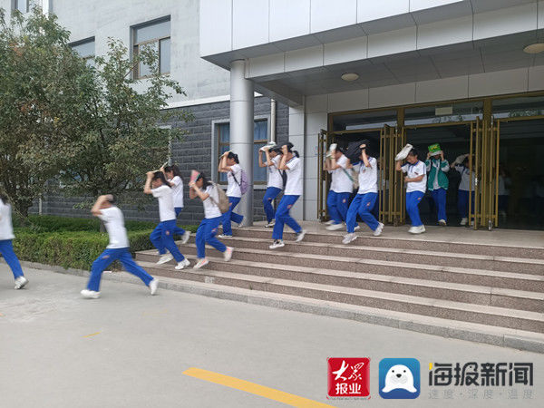 新闻记者|博兴县第七中学举行夏季公寓防震及防踩踏安全疏散演练