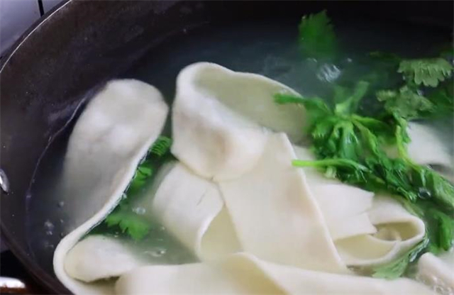 陕西特色小吃蘸水面，手把手教你在家做，学会都可以开店了