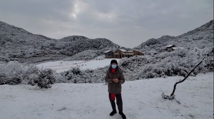 寒潮来袭，金佛山下雪啦