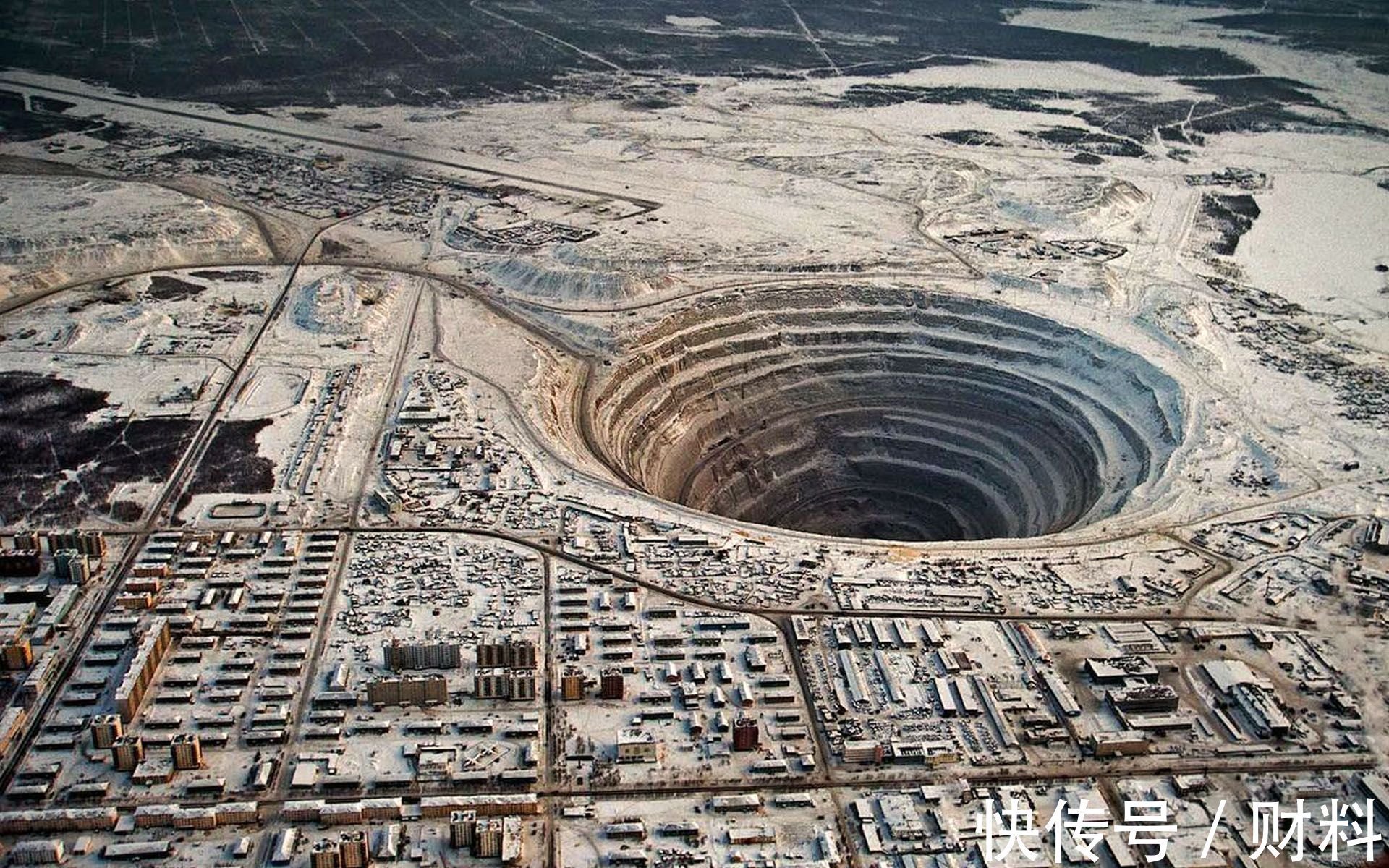 美国新闻网 “骗”了全球数百年,如今被国内“假货”揭穿,你还会买单吗?