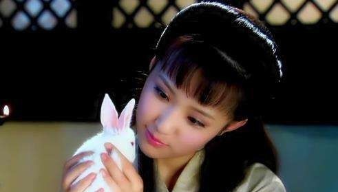 二人|她比西施还美,二人一起被献给吴王夫差,为何却鲜为人知