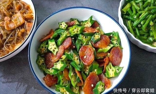 晒一晒我家的午餐,做了一桌子菜,被说吃得太随意