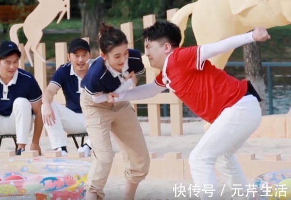 张大大一拳击倒祖儿,在蔡徐坤的眼睛里,我看到了两个字鄙视