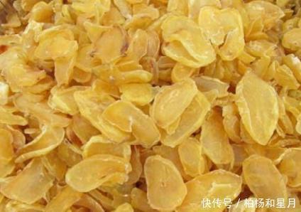 晒成|这4种蔬菜晒成干,比新鲜的还好吃,久放不坏,冬天炖肉特别香!