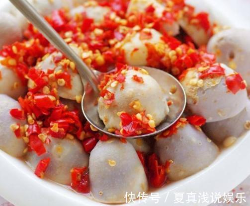晾干|做剁椒酱时,别只知道放盐!多放2种料,剁椒酱不长毛不变质