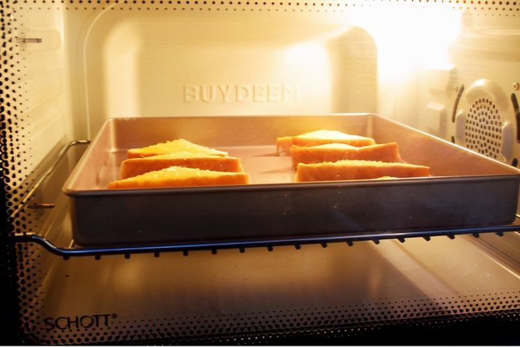 吐司的新吃法，搭配蜂蜜，又脆又甜很解馋