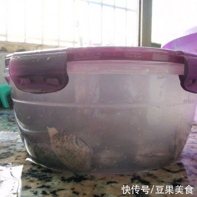 蒜蓉花甲粉丝煲