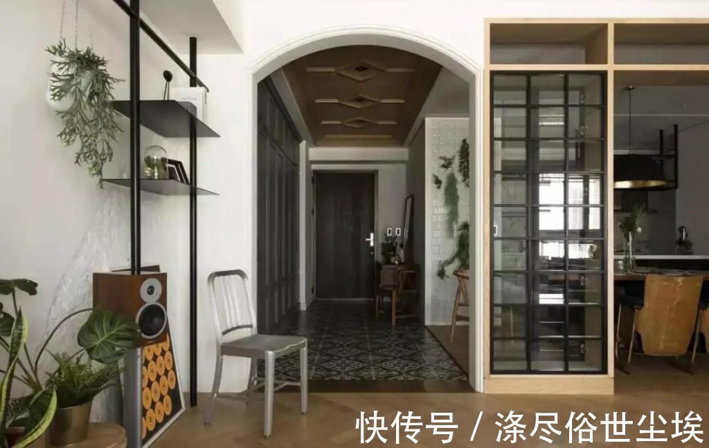 通铺地板|20w的硬装毁在门槛石，别说人家丑，那是师傅不会装！