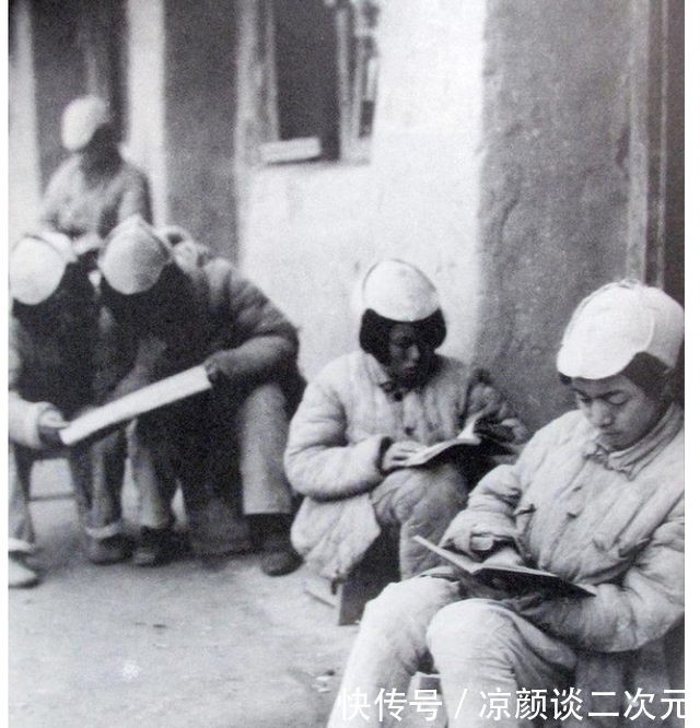 延安|父亲是少将，她是八路军第一位女参谋，后成新中国第二位女副总理