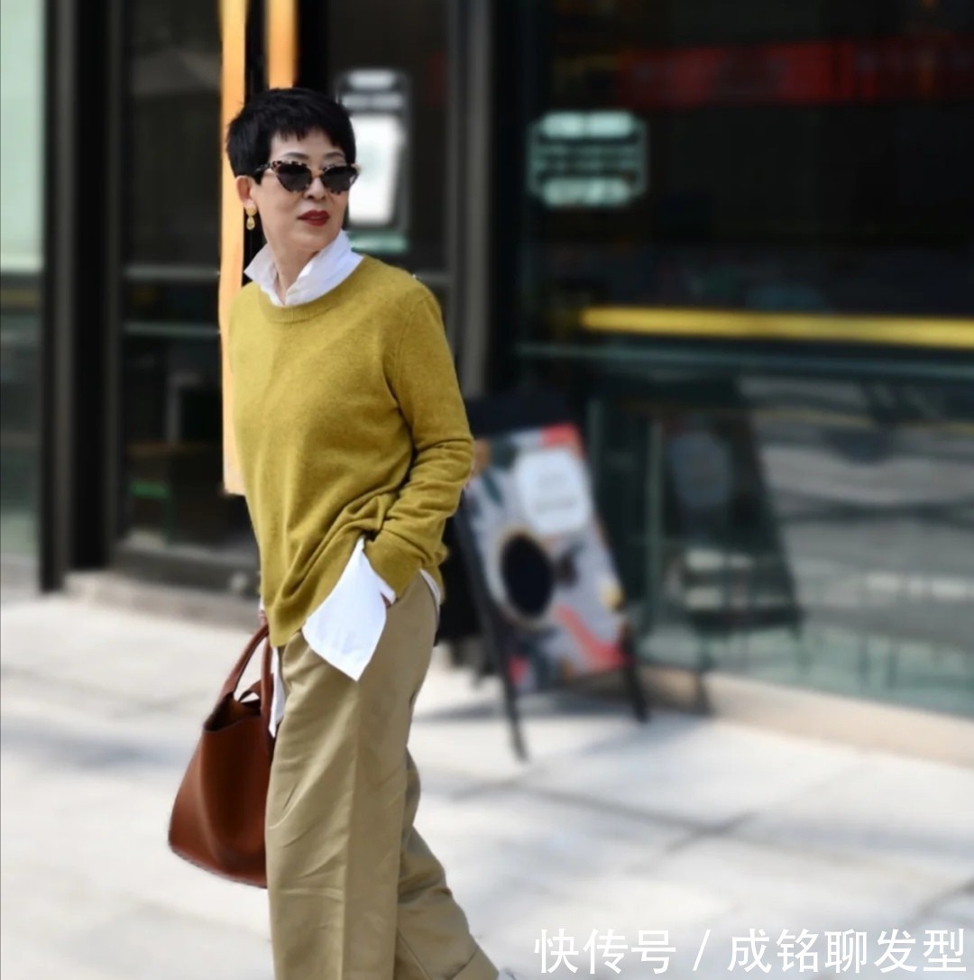 马甲|六十岁更要摆脱大妈感,学学她的减龄搭配术,穿出优雅的时髦范