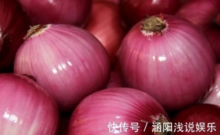 小食物|还在为一头白发发愁吗?日常多吃这4类小食物,黑发悄悄变回来!