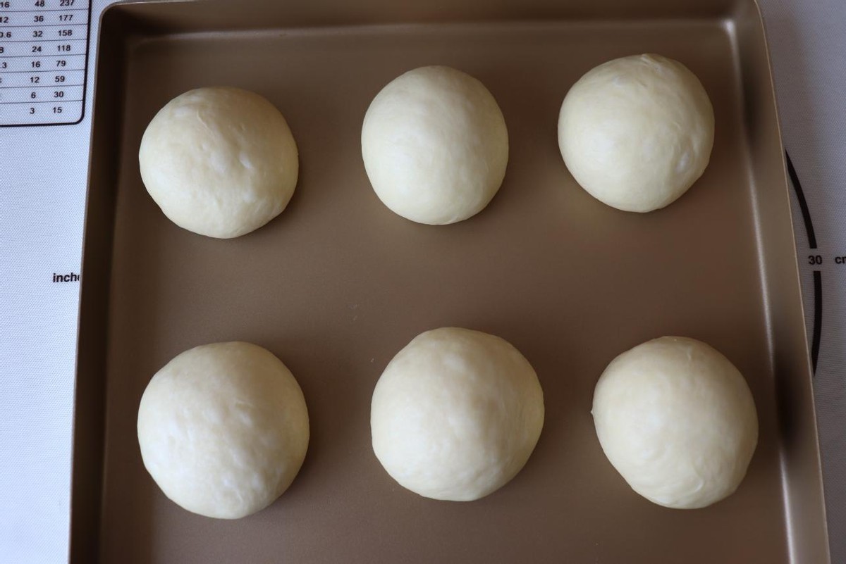 好吃的蒜香面包，浓郁奶香和蒜香碰撞是一绝，烘焙新手也能驾驭