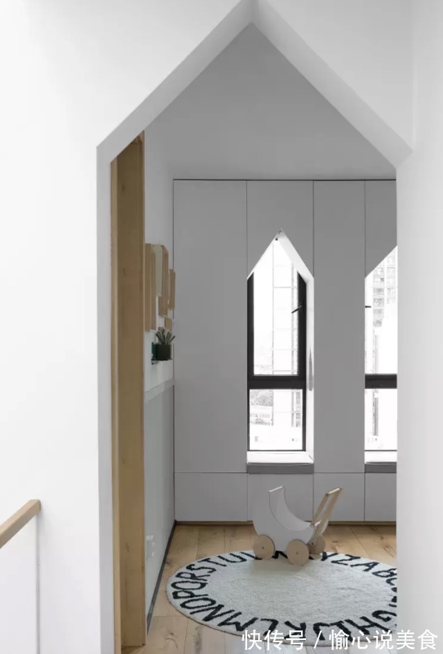 客厅|上有老下有小房子别乱装,学他这么设计,全屋大气实用,老少皆宜