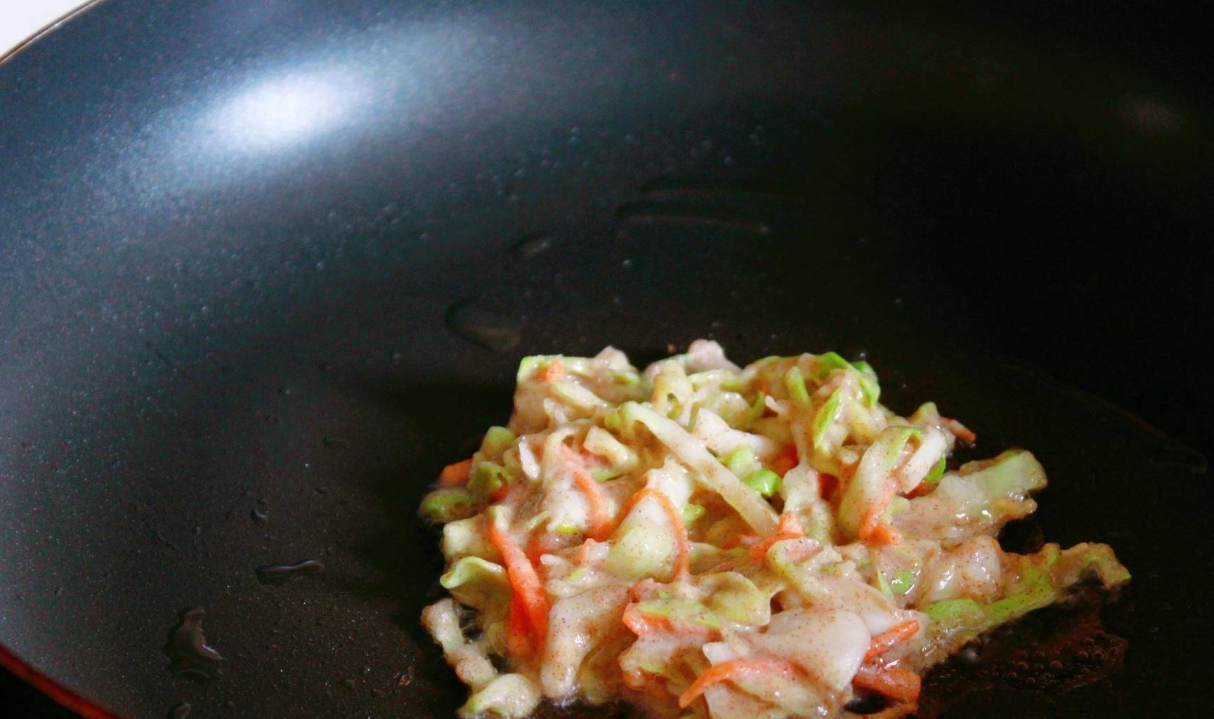 全麦粉|减肥最狠的面饼,不和面不揉面,3分钟出锅,肠胃无负担,无压力