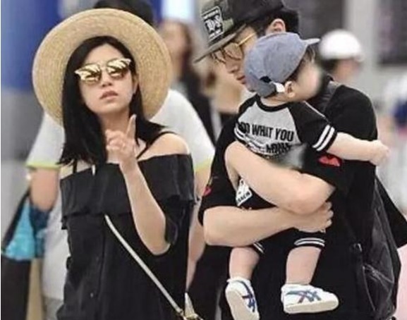 陈慕辰|他俩戏里是母子,戏外却是夫妻,给双胞胎孩子取名令人啼笑皆非