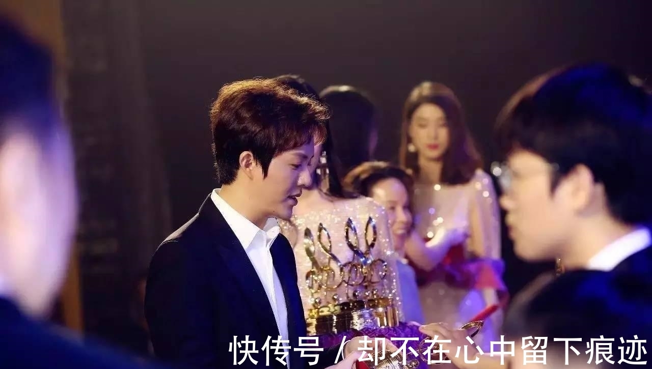 芒果台的新综艺,3个招募要求分量足,这次终于长记性了