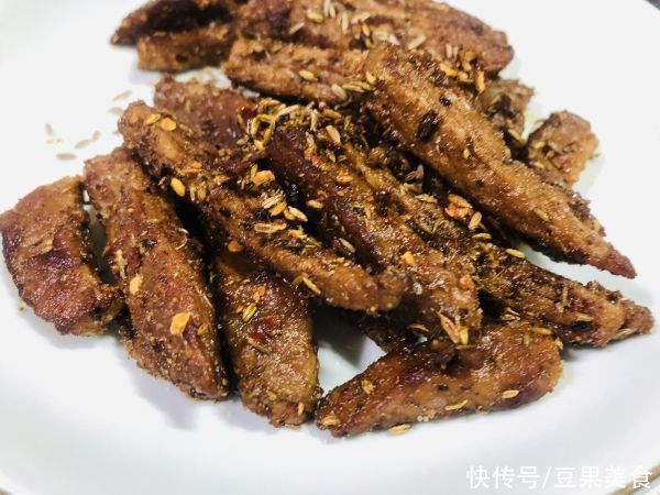 十分钟搞定一道香辣牛肉干！就它最下饭