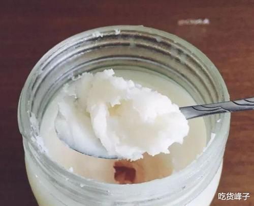 目的|天冷熬猪油，记住“放4样”，猪油雪白无腥味，放一年不会坏！