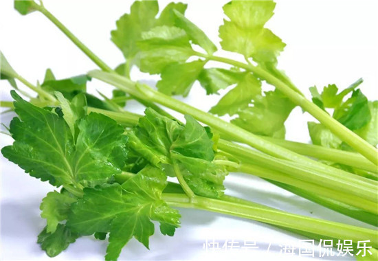 芹菜的“死对头”，两者不能同食，尤其是最后一种，快告诉家里人