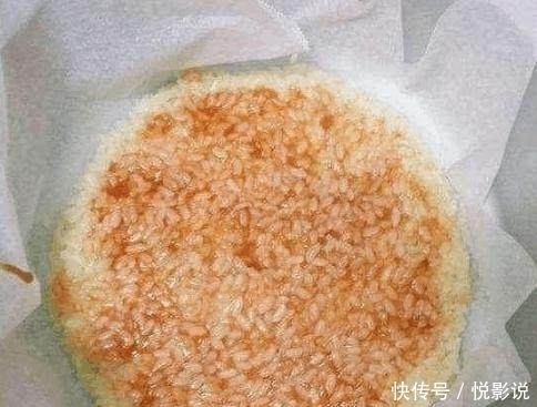 鸡蛋|蒸饭时电饭煲里打了一个鸡蛋,简直太美味了,你也可以尝试!