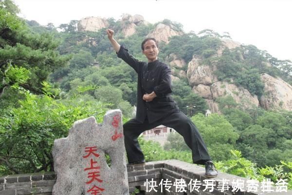 平衡感|闭眼单腿站立,你可以坚持多长时间?可以自测一下,越久越健康