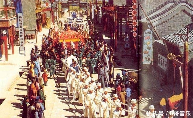 红楼梦:宁国府的两场葬礼,哪一场才是最讽刺的?