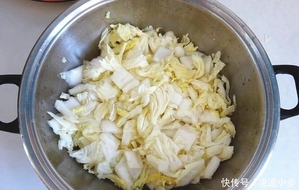 入冬后,吃土豆吃南瓜,不如吃它,钙是鸡蛋6倍,却才5毛钱1斤