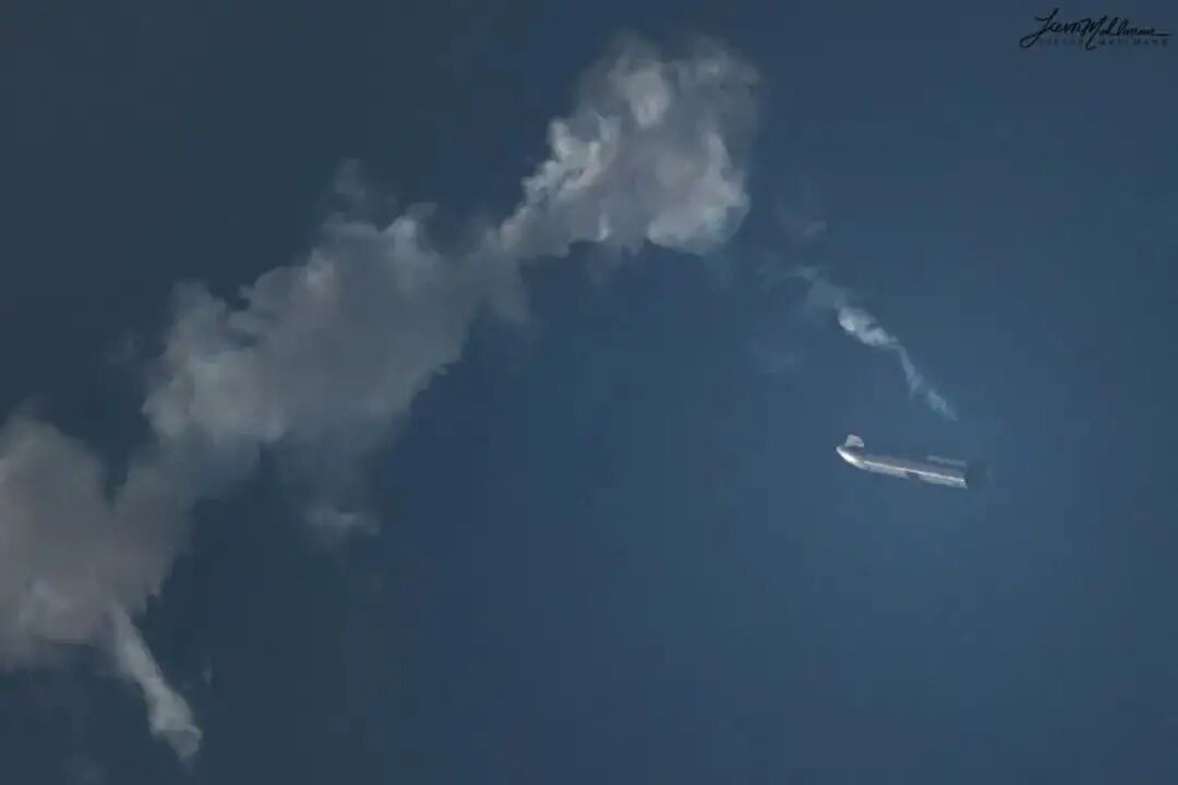 三连炸之后,星舰SN11直接空中解体,最有可能的失败原因有两个