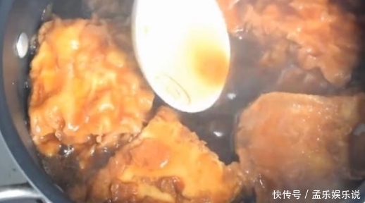 吃了30年豆腐,这种做法还是头一次见,吃起来真过瘾,还超易学!