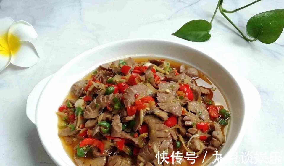 泡椒|夏天吃此菜胜人参，才6元一斤，没精神多吃点，切丝炒菜又脆又香！