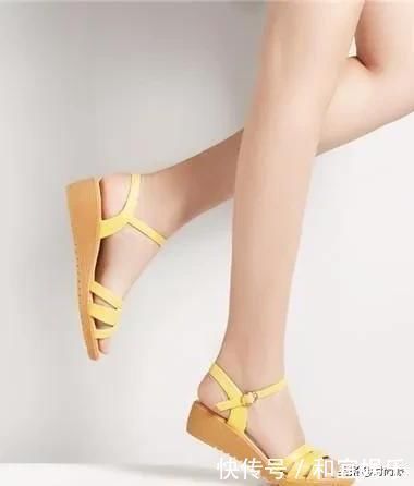 真皮凉鞋,高档时髦,穿出女人味,我选择了第四款,好舒适