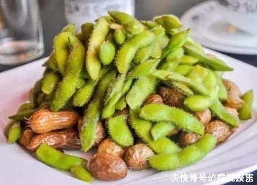 爷爷奶奶|营养师煮花生时不能放此物,吃了就是没病找病,现在知道还不晚