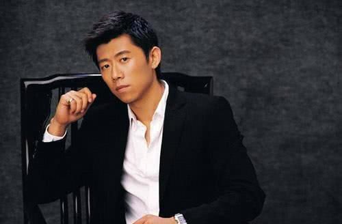 夏雨&演员夏雨的最新绘画,笔法精简堪比艺术家,动物画得栩栩如生