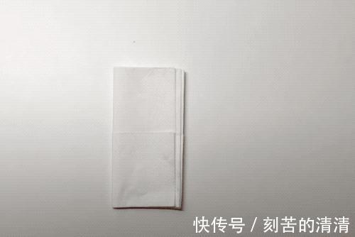 手帕纸，是怎么被叠得整整齐齐并打成小包的