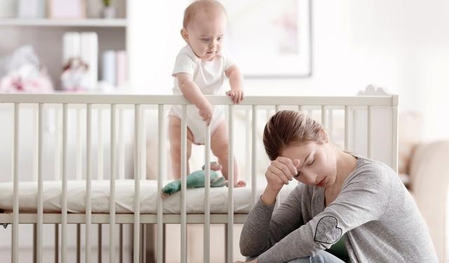 产后抑郁|“超健忘妈妈”火了,产后出院把萌娃落医院,医生:卸货就走了