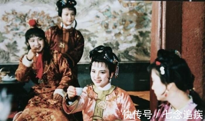 赵姨娘@贾探春为何翻脸不认人,连自己亲娘都不认?李纨一语道破其中缘由