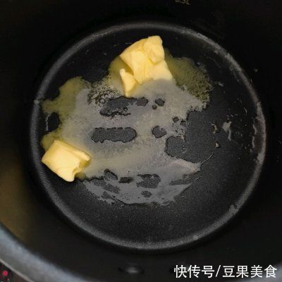 抹茶牛轧糖一端上来，锅里的米饭都变成了摆设