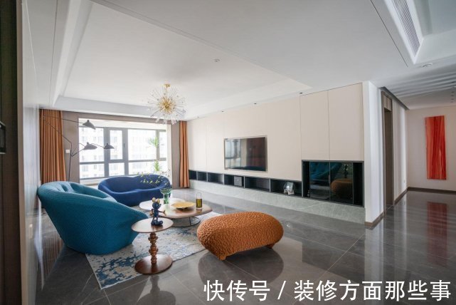 卡通|200㎡的海景大平层,同一空间中,兼具沉稳大气、时尚跳跃