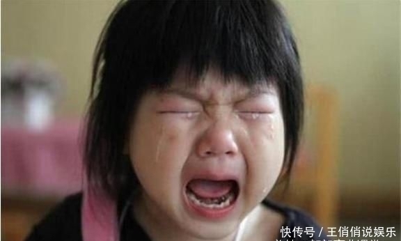 母姓|“后悔让女儿跟我姓”，二胎宝妈发朋友圈哭诉，原因引过来人共鸣