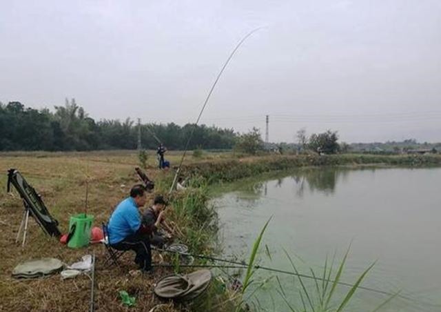 钓具|秋季钓鱼，无论别人说得再好，这些钓点都要远离，不然损失惨重