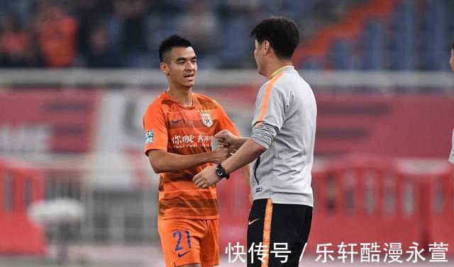 足校|羨慕嗎青訓(xùn)球員包攬5球助泰山大勝 中超變魯能足校閱兵式