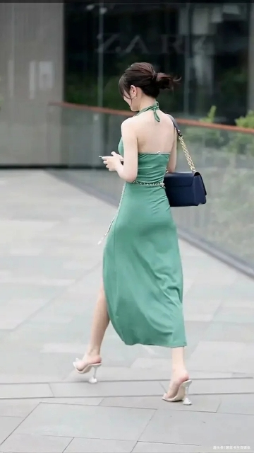 蓮步&七絕·急趨蓮步楚腰柔