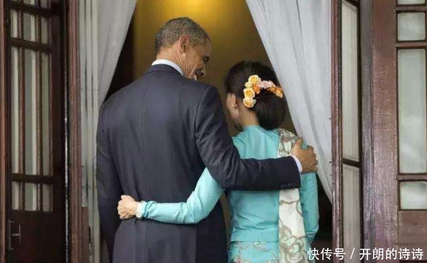 超越|昂山素季: 她为何无法竞选总统? 不是总统, 权力却超越总统