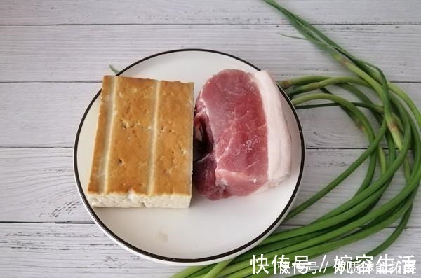 腰细|它又叫“清肠草”,清肠刮油,一周3次排宿便,肚子平了腰细了