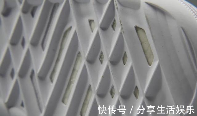 脚感 碳纤维鞋面+PeBax中底!PUMA这新鞋势要震惊世人!