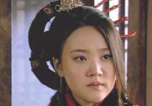 林冲|水浒传中,林冲为何不能娶扈三娘?梁山有人不同意,林冲不敢惹!