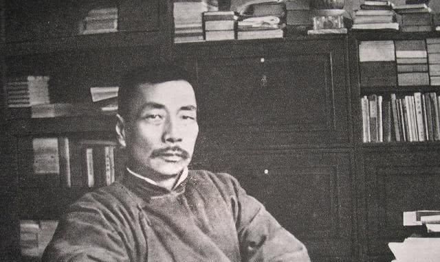 车马|鲁迅出殡实拍,数十公里路程没用车马,扶灵人一个比一个名气大!