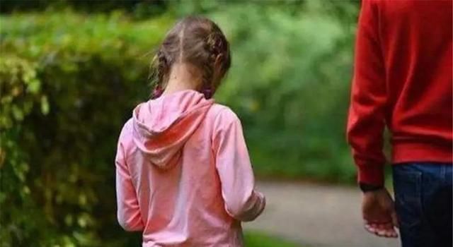 王妈妈|宝妈偷拿儿子零花钱,儿子的留言让她羞愧不已:再也不拿了